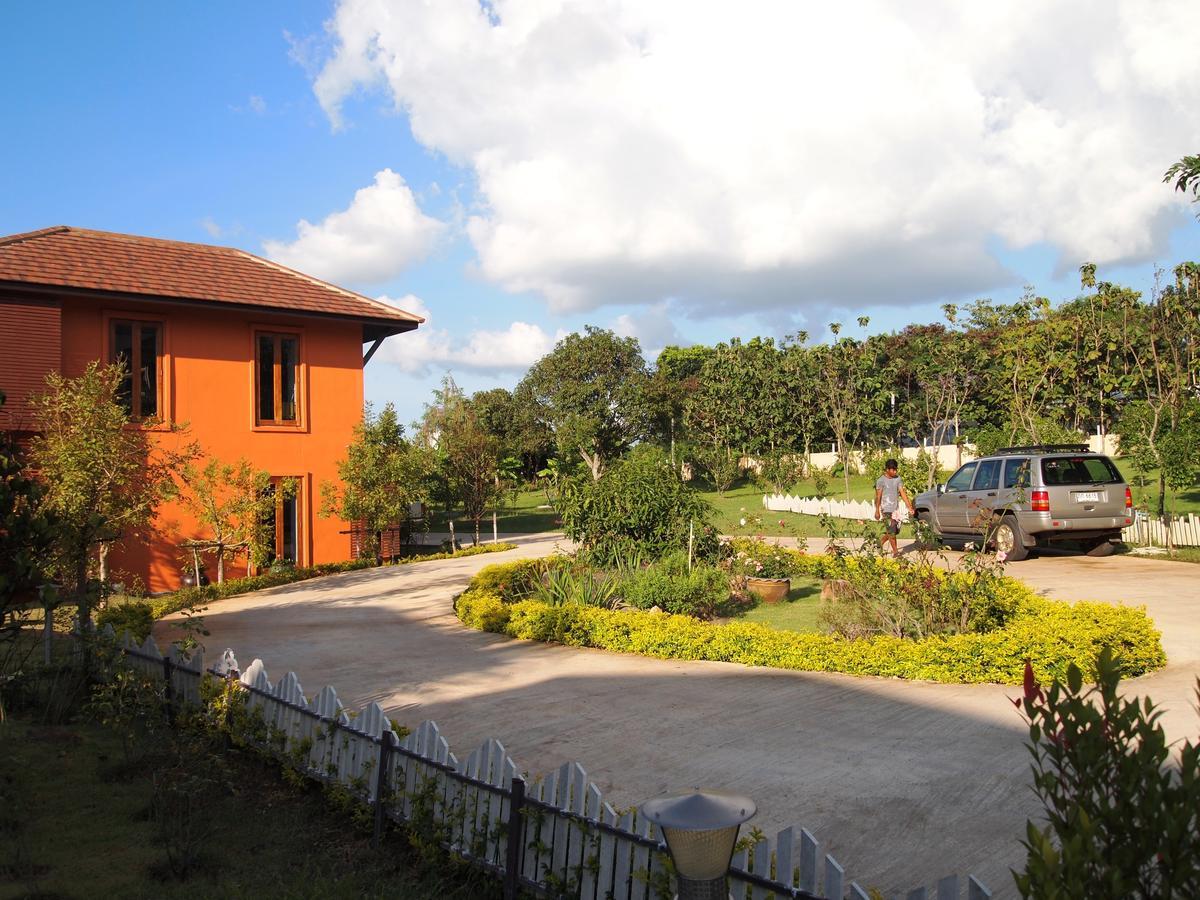 Khao Yai Phu Kham Luang Resort Му Сі Екстер'єр фото